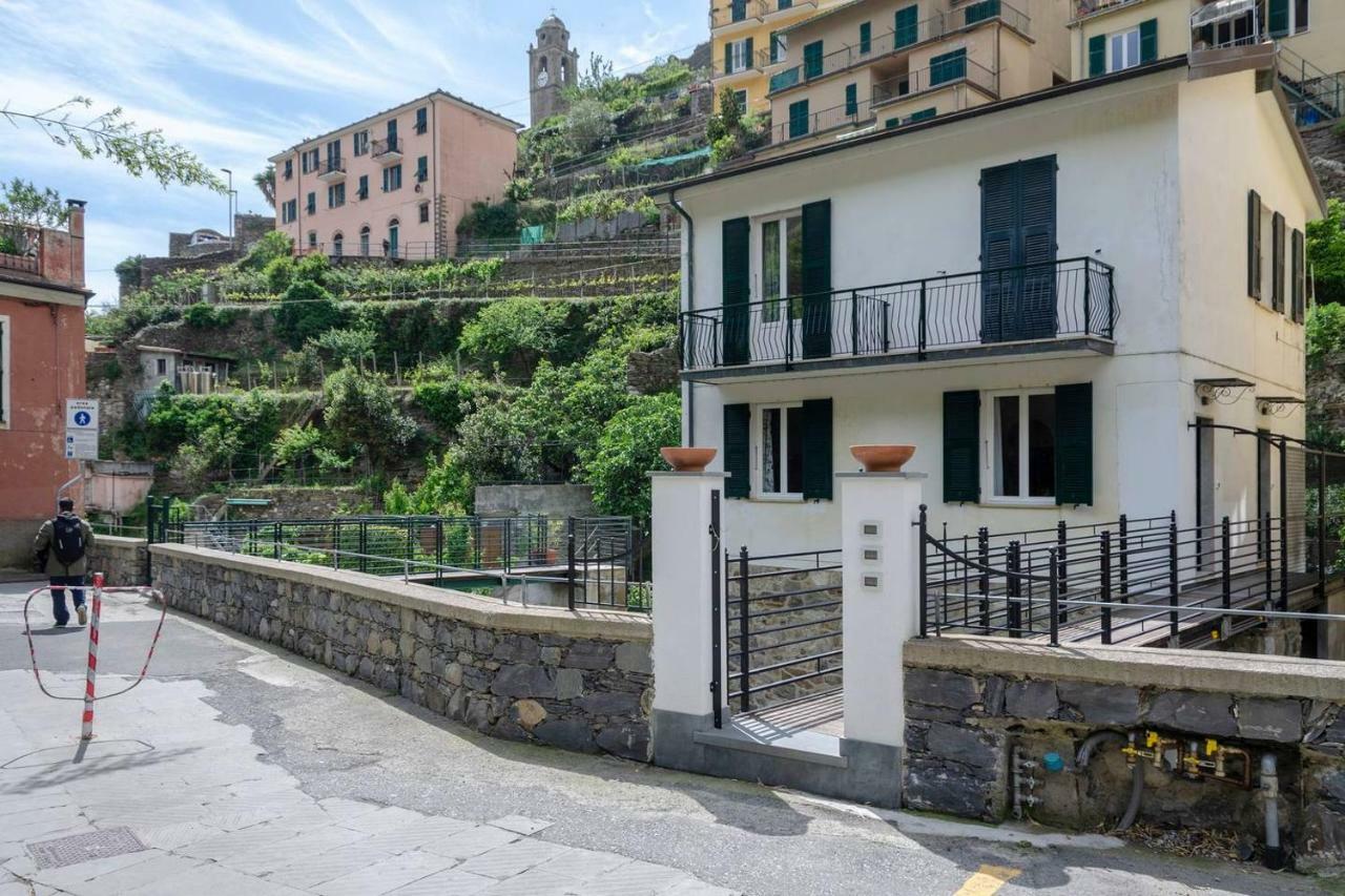 Joivy Family Flat With Little Patio, Cinque Terre Appartement Vernazza Buitenkant foto