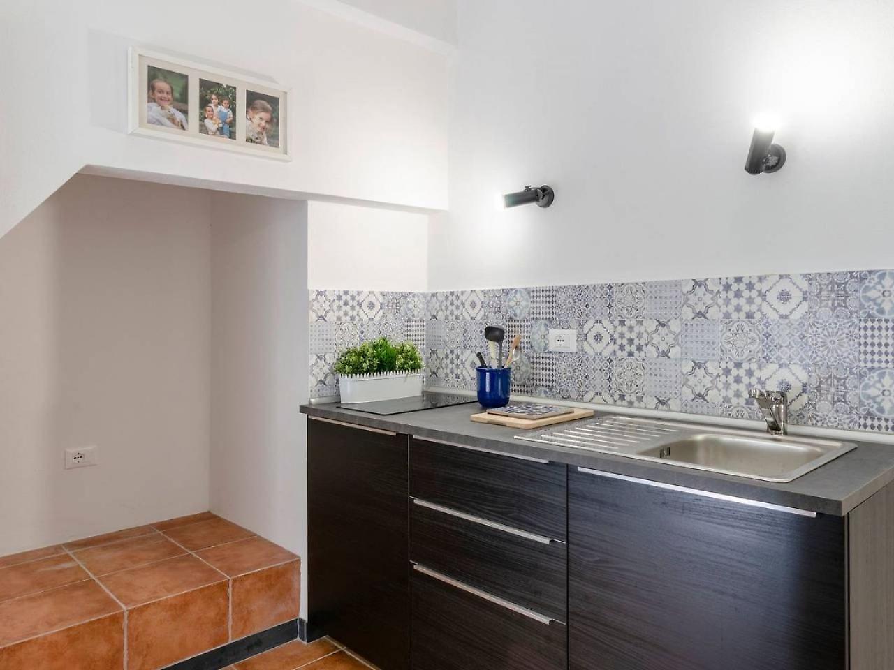 Joivy Family Flat With Little Patio, Cinque Terre Appartement Vernazza Buitenkant foto