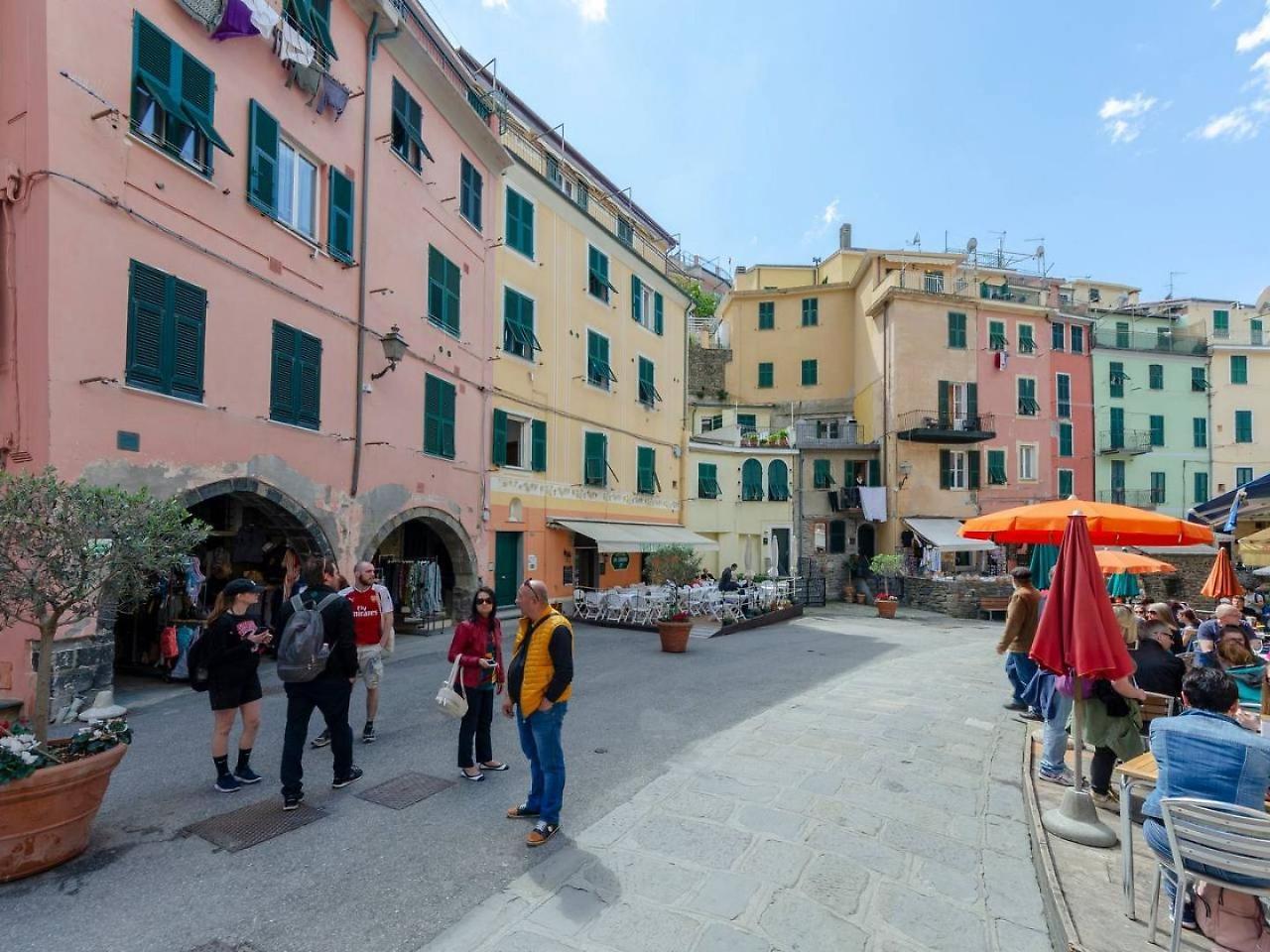Joivy Family Flat With Little Patio, Cinque Terre Appartement Vernazza Buitenkant foto